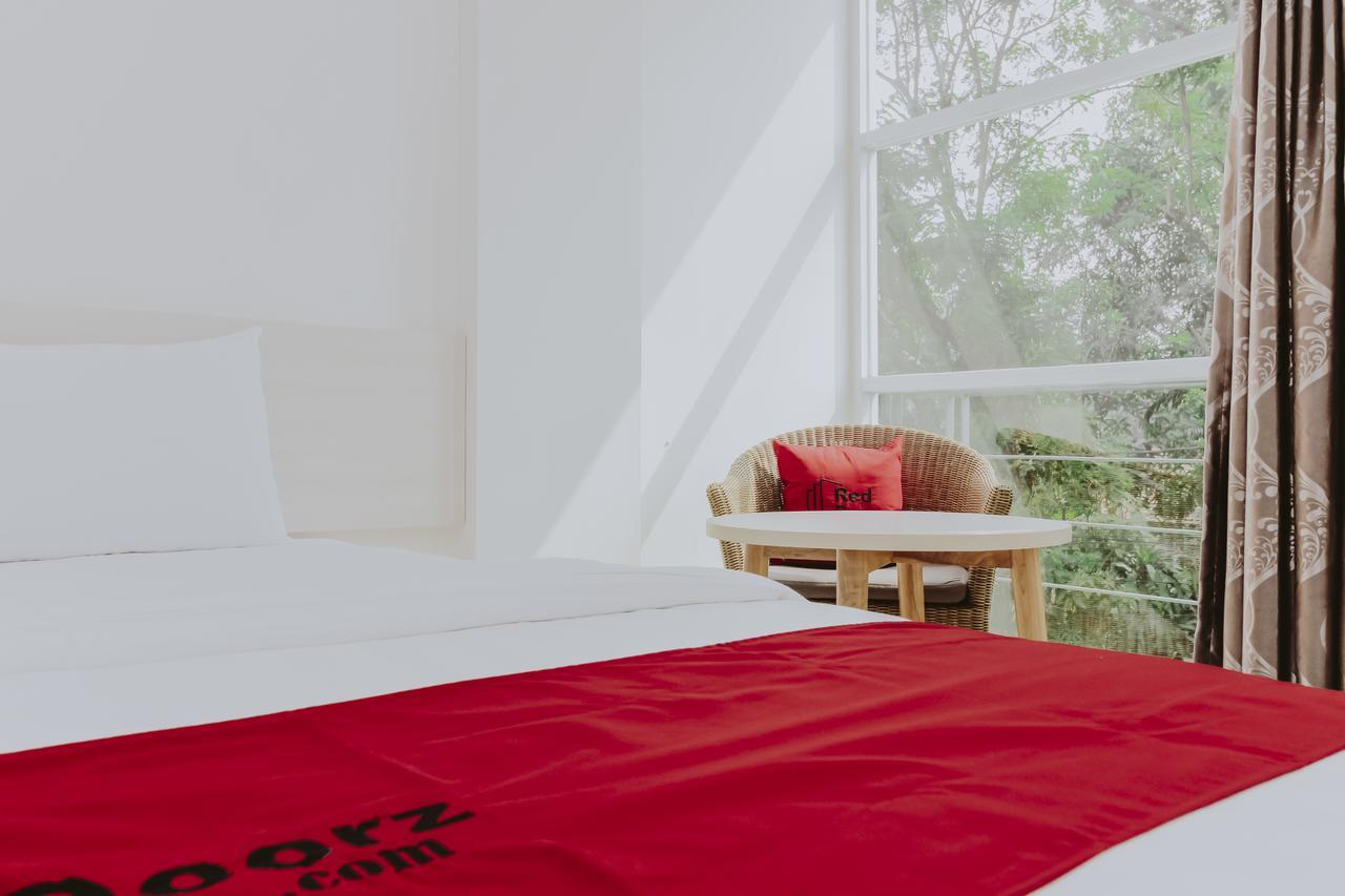 Reddoorz Near Pancoran Hotel Jakarta Exterior photo